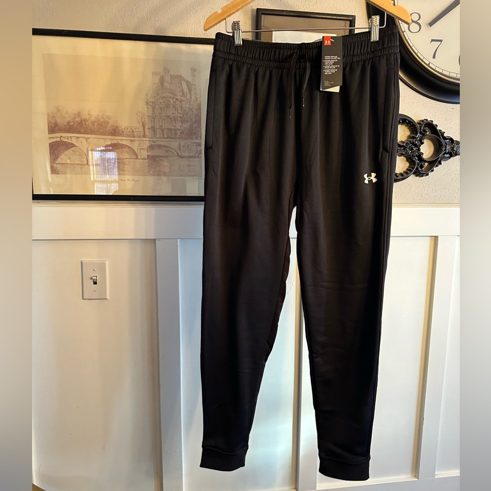 Under Amour Joggers Sz L